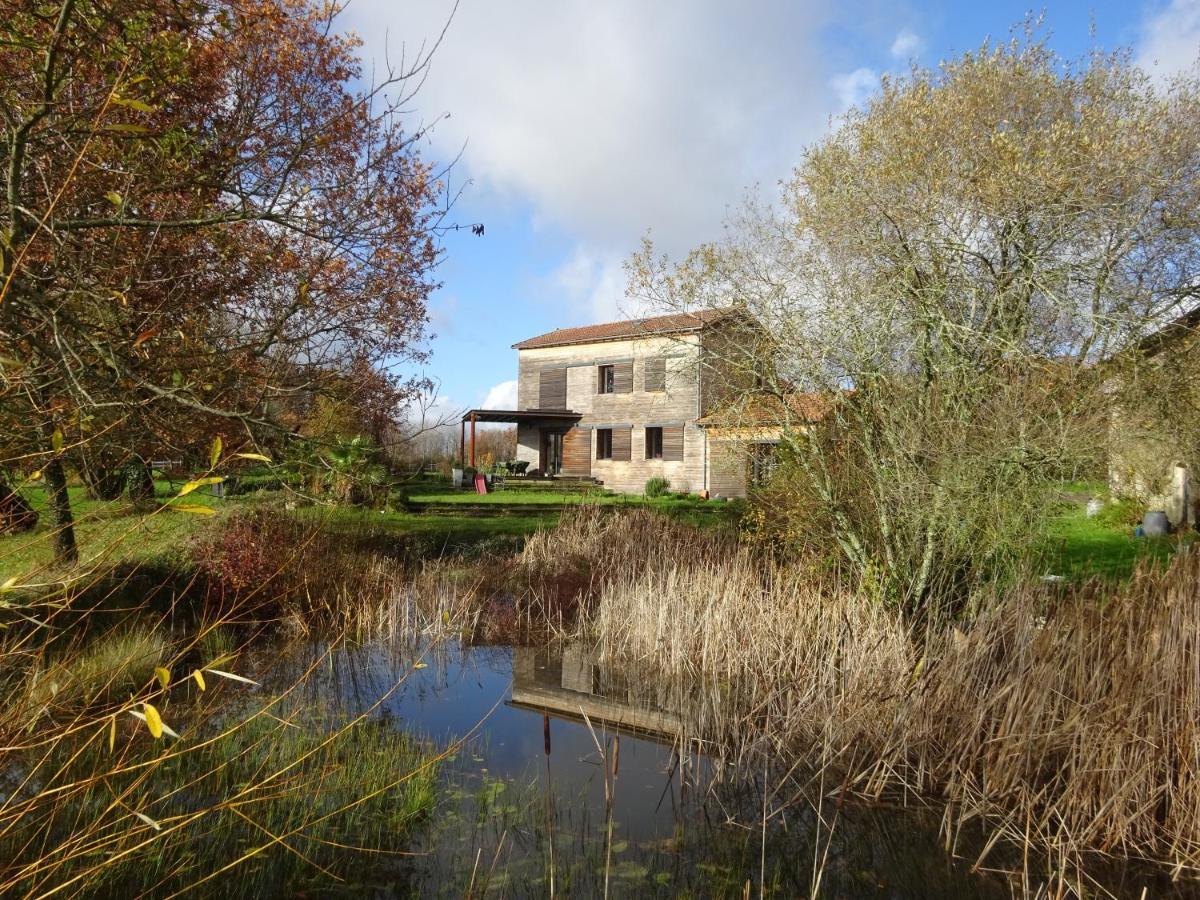 Bed and Breakfast Relais De La Brande Saint-Gourson Экстерьер фото